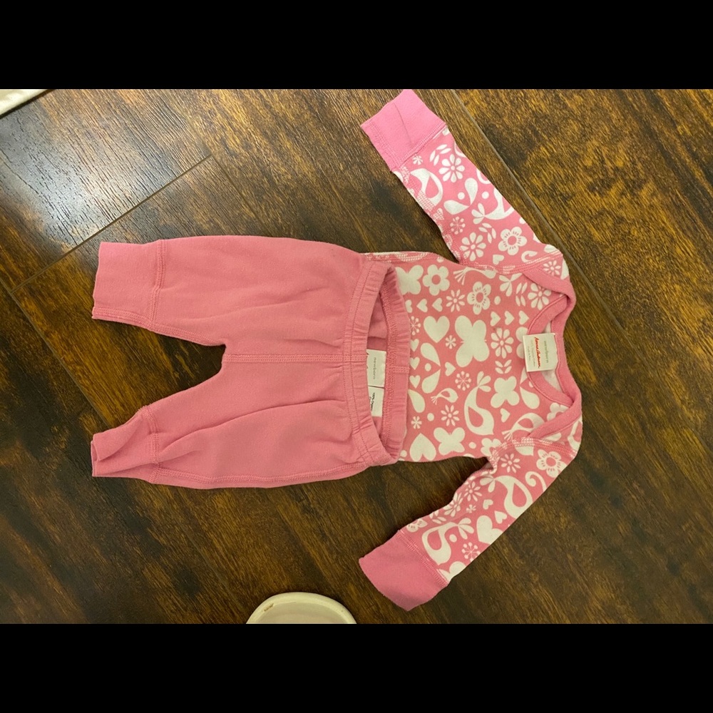 Hanna Anderson’s new born pants and onesie